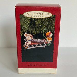 Vintage Hallmark Keepsake Ornament 1996 - Hershey's - Time For A Treat